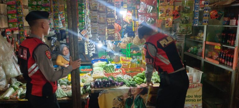 Jaga Stabilitas Harga di Pasaran Jelang Libur Panjang Akhir Pekan, Polres Ciamis Turun ke Pasar