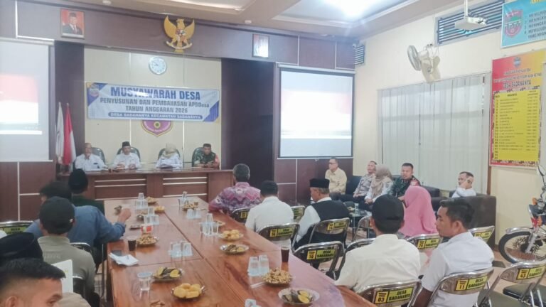 Polsek Ciamis Kawal Musyawarah Desa, Peran Polri Dukung Transparansi dan Kondusivitas Pembahasan APBDesa Sadananya