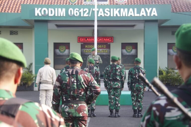 Upacara Bendera Awal Tahun 2026, Dandim Baru Tegaskan Semangat PRIMA di Makodim 0612/Tasikmalaya