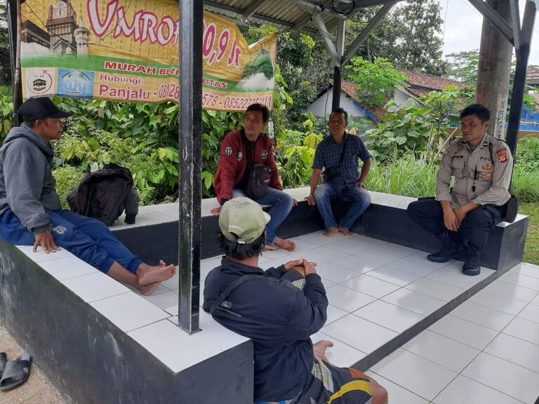 Polsek Cipaku Perkuat Sambang dan Silaturahmi, Dorong Ketahanan Pangan dan Jaga Kamtibmas