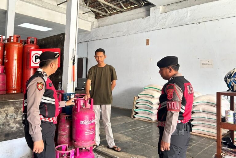 Sat Samapta Polres Ciamis Lakukan Patroli Pemantauan Bahan Pokok, Polri Pastikan Harga Stabil dan Stok Aman