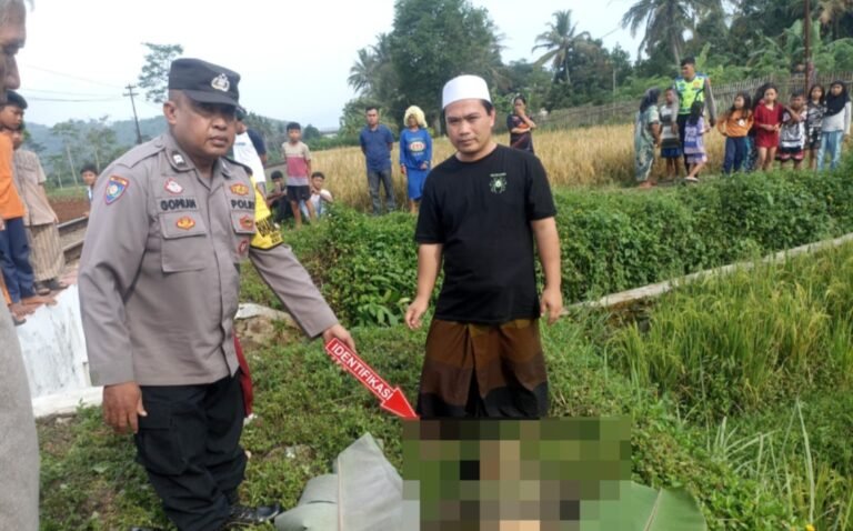 Polsek Kadungora Lakukan Cek TKP dan Evakuasi Korban Tertemper Kereta Api