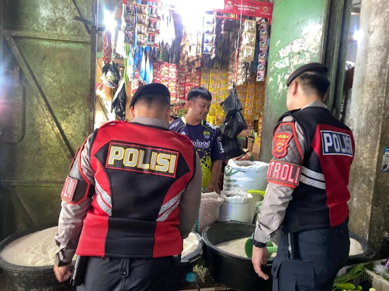 Jaga Stabilitas Harga di Pasaran Polres Ciamis Awasi Bahan Pokok Jelang Imlek 1577 Kongzili