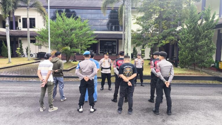 Polres Ciamis Pastikan Audiensi Forwaras ke DPRD Berjalan Aman dan Kondusif