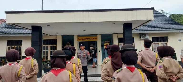 Polsek Banjarsari Polres Ciamis Binlat ke Anggota Saka Bhayangkara Kwartir Ranting Banjarsari