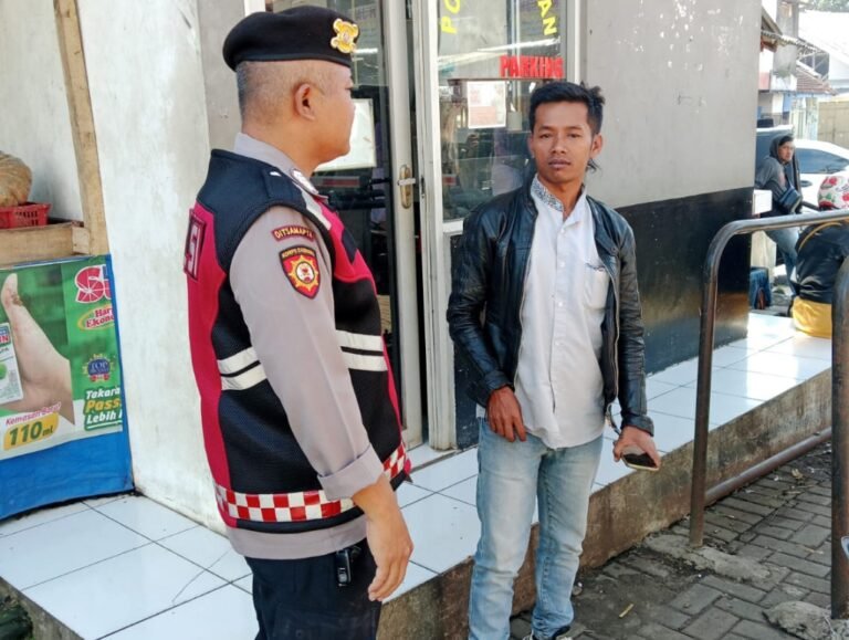 Polsek Samarang Gencar Sosialisasi Penyebaran Maklumat Kapolda Jabar, Terkait Penanganan Premanisme, Balapan Liar, dan Geng Motor