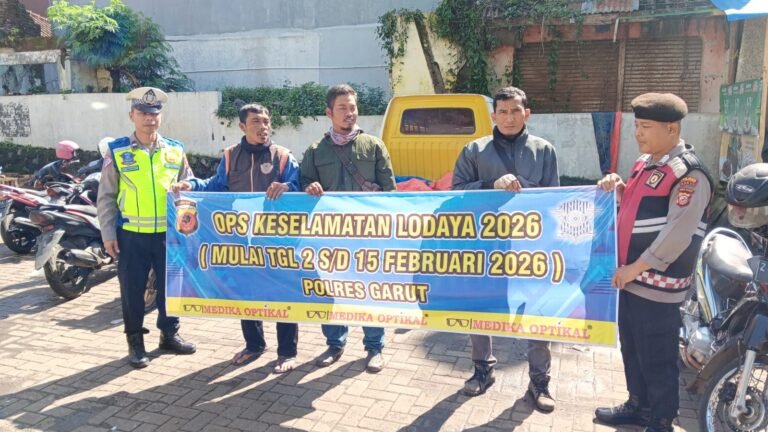 Polsek Samarang Sosialisasikan Edukasi Keselamatan Berlalu Lintas Dalka OPS Keselamatan Lodaya 2026