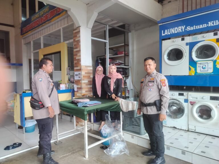 Cipkon Kamtibmas, Polsek Rajadesa Polres Ciamis Intens Patroli Dialogis Siang Hari ke Pemukiman Warga