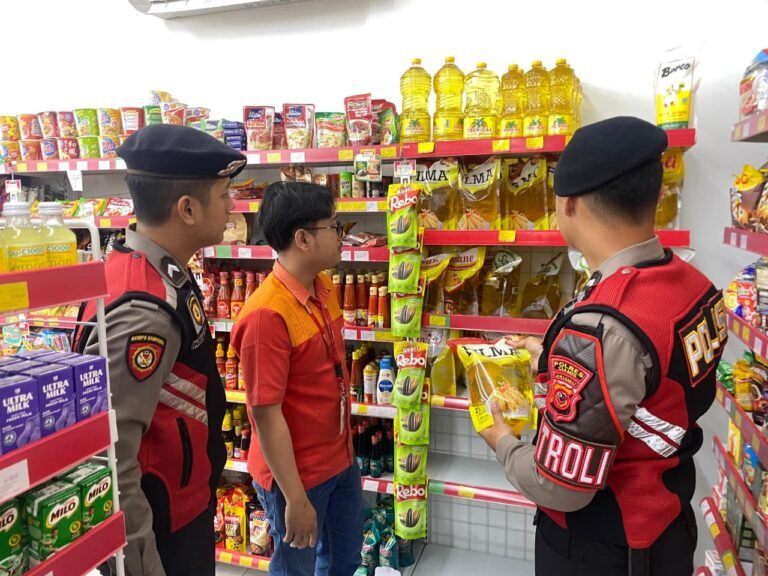 Sat Samapta Polres Ciamis Pantau Harga Sembako, Pastikan Ketersediaan Aman dan Cegah Penimbunan