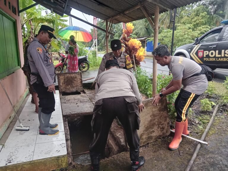 Polsek Lakbok Pimpin Korve Pasca Banjir di Cintajaya, Wujud Kepedulian dan Respons Cepat Polri untuk Masyarakat