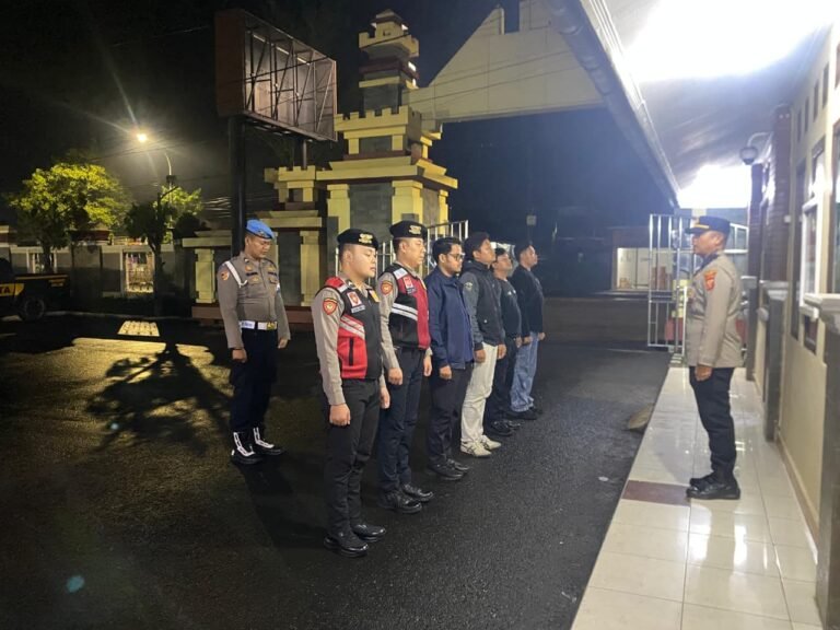 Patroli Biru Menjelang Sahur, Polres Ciamis Tingkatkan Pengamanan dan Cegah Kriminalitas Selama Ramadhan 1447 H