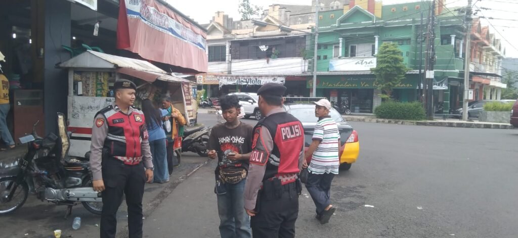Ops Pekat, Polres Ciamis Beri Pembinaan dan Pencegahan Calo Penumpang Angkutan Umum dan Pak Ogah