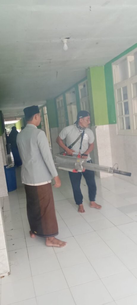 Agenda Fogging  Pencegahan DBD di Puskesmas Peragaan.