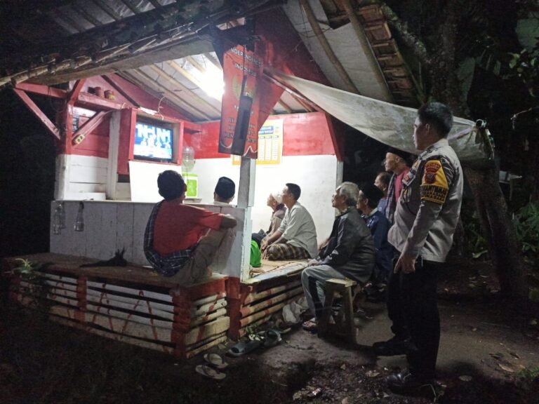 KRYD Malam Hari di Wilayah Kawali, Polsek Kawali Tingkatkan Pencegahan C3 dan Geng Motor demi Keamanan Warga