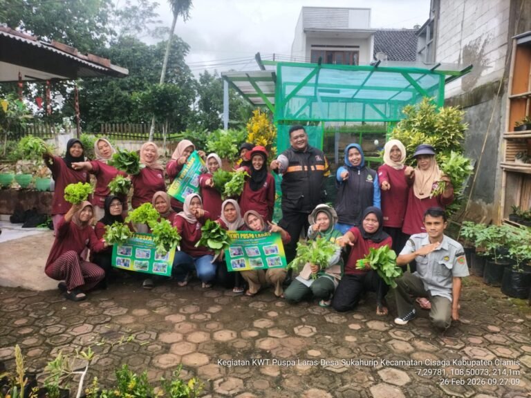 Polsek Cisaga Polres Ciamis Ajak KWT Puspa Laras Manfaatkan Lahan Jadi Produktif