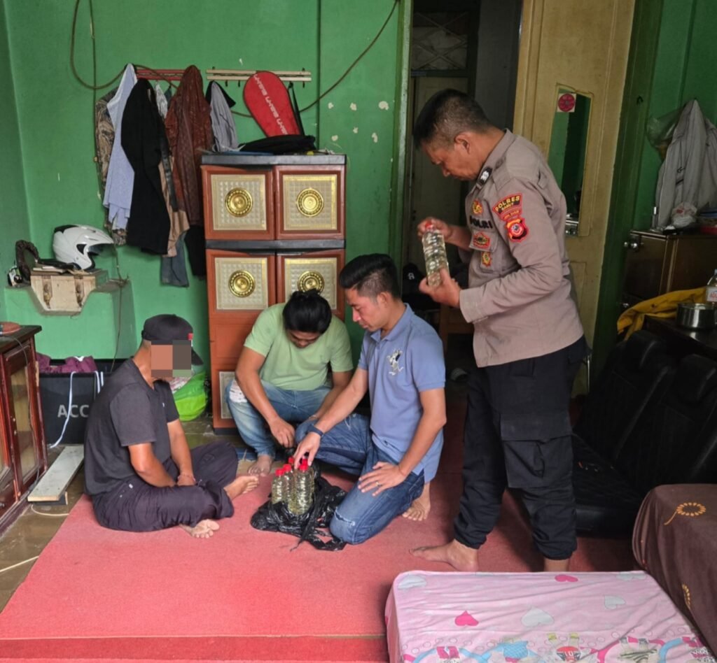 Ops Pekat di Bulan Ramadhan, Polsek Leles Gelar Razia Miras