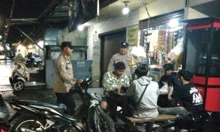 Polsek Kawali Tingkatkan KRYD Malam Hari, Antisipasi C3 dan Geng Motor Demi Kondusivitas Wilayah