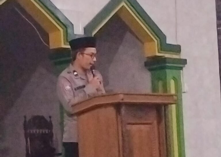 Polsek Cihaurbeuti Hadir di Tengah Masyarakat, Safari Tarawih Keliling Perkuat Sinergi dan Kamtibmas di Cihaurbeuti