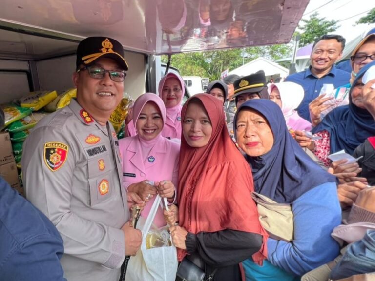 Polres Ciamis Gelar Gerakan Pangan Murah, Kapolres Tegaskan Komitmen Jaga Stabilitas Harga dan Bantu Warga