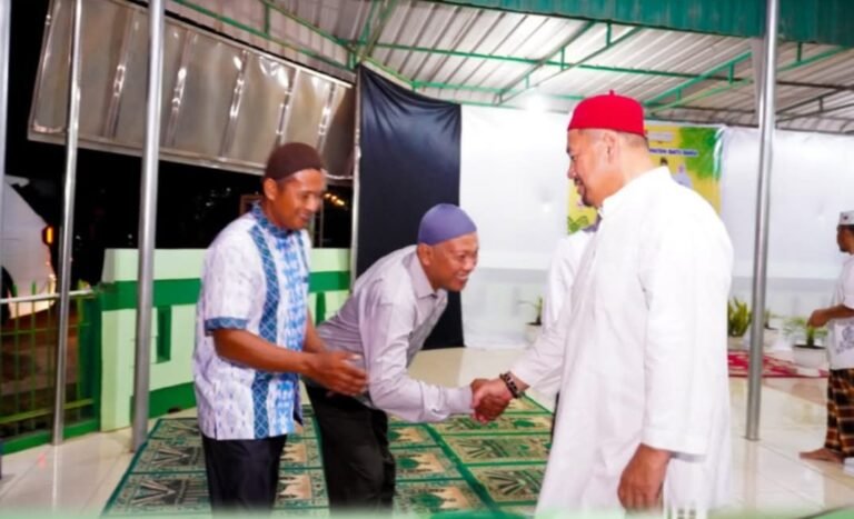 Bupati Batu Bara H. Baharuddin Siagian, S.H., M.Si , melaksanakan Safari Ramadhan Pemerintah Kabupaten Batu Bara ke-7 di Masjid Al-Ashari, Desa Laut Tador