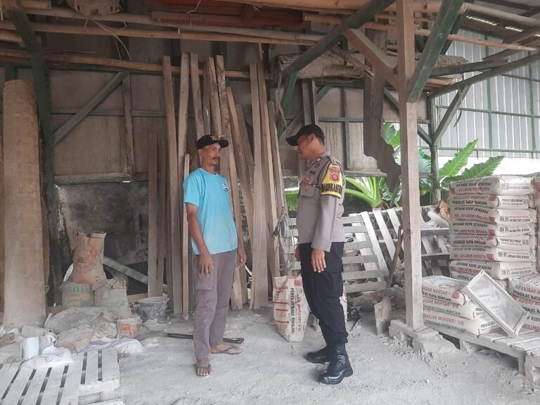 Perkuat Sinergitas, Polsek Cikoneng Polres Ciamis Koorkom ke Warga Desakidul Desa Gunungcupu