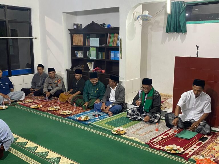 Polsek Ciamis Polres Ciamis Ikuti Tarling Bersama Warga Masyarakat Desa Cisadap