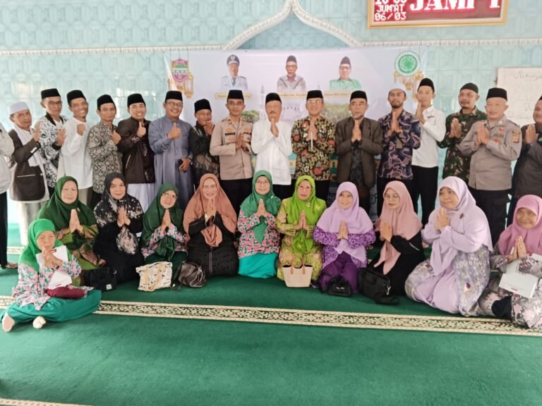 Polsek Rajadesa Ikuti Safari Ramadan Kecamatan Rajadesa di Desa Tigaherang