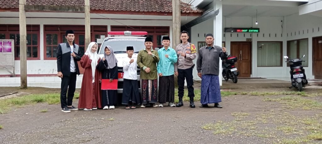 Polsek Cikoneng Beri Pendampingan Peserta Lomba MTQ Kapolres Ramadhan Festival
