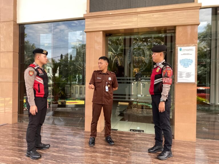 Sat Samapta Polres Ciamis Laksanakan Patroli Dialogis di Objek Vital, Wujud Kehadiran Polisi Jaga Keamanan Wilayah