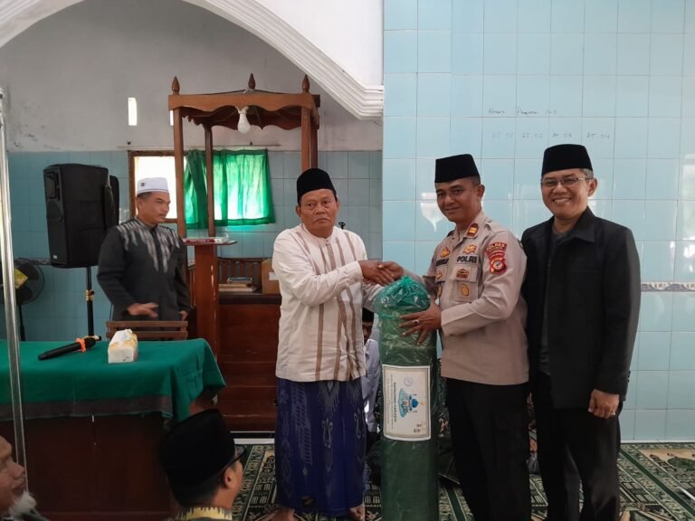 Polsek Rajadesa Ikuti Safari Ramadan Kecamatan Rajadesa di Desa Tanjungsukur