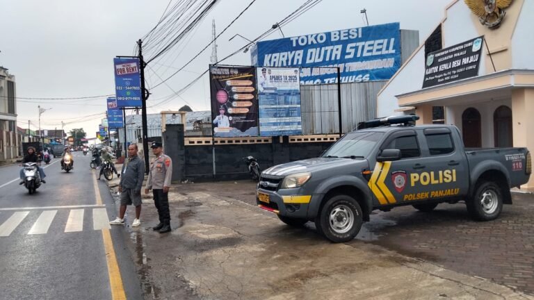 Polsek Panjalu Monitoring Bazar Ramadhan di Panjalu dan Sukamantri, Jaga Keamanan Aktivitas Ngabuburit