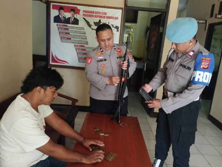 Apel Pagi, Polsek Sukadana Turut Cek Senpi Makopolsek dan Personel