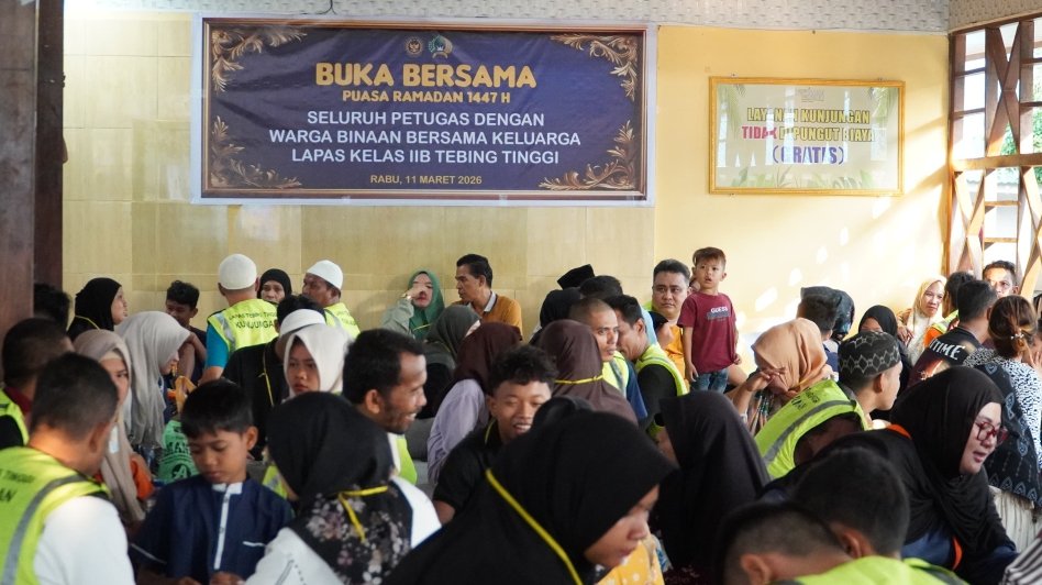 Bravo Melepas Rindu di Balik Jeruji Besi, Suasana Haru Buka Puasa Bersama di Lapas Tebing Tinggi