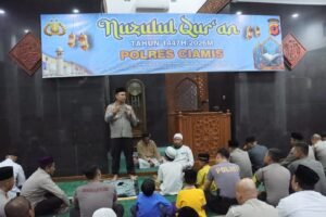 Polres Ciamis Gelar Shalat Tarawih Berjamaah dan Peringatan Nuzulul Qur’an untuk Perkuat Keimanan Personel