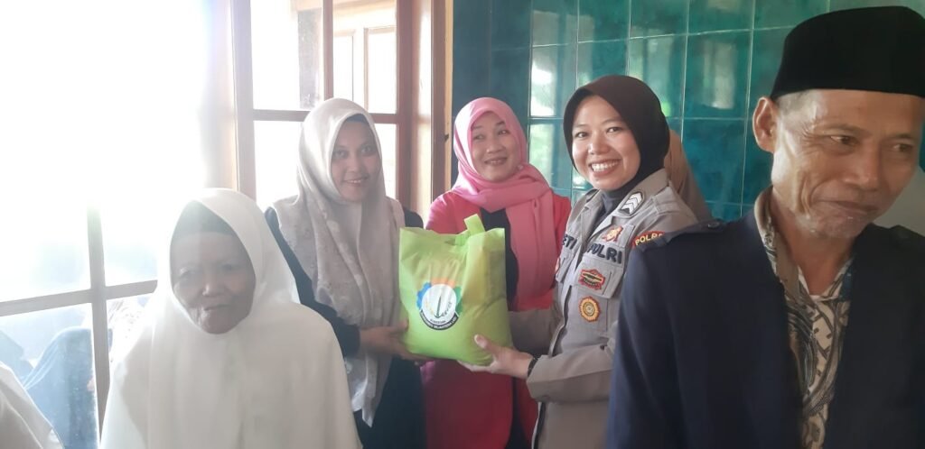 Safari Ramadan 1447 H, Polsek Ciamis Ikuti Kegiatan Keagamaan Warga Pusakanagara