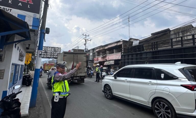 Hari Pertama Operasi Ketupat Lodaya 2026, Arus Lalu Lintas di Jalur Kadungora Masih Landai