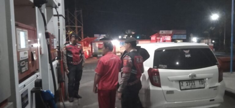 Polres Ciamis Laksanakan Patroli Dialogis di Objek Vital untuk Jaga Keamanan Masyarakat