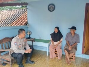 Perkuat Sinergitas, Polsek Sukadana Polres Ciamis Koorkom Kamtibmas ke Tokoh di Ciparigi