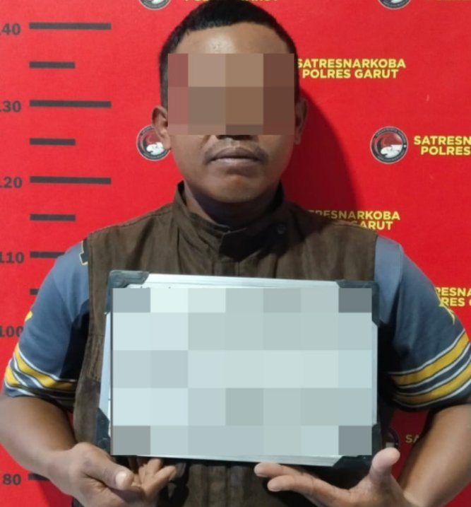Satresnarkoba Polres Garut Tangkap Pengedar Obat Keras di Pasar Limbangan