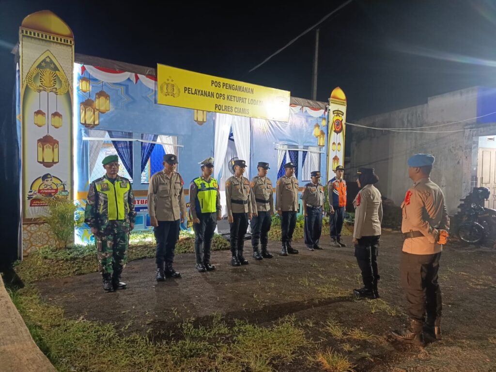 Pelayanan Prima, Personel Pam Ops Ketupat Lodaya 2026 Apel Malam di Pos PAM Kawali