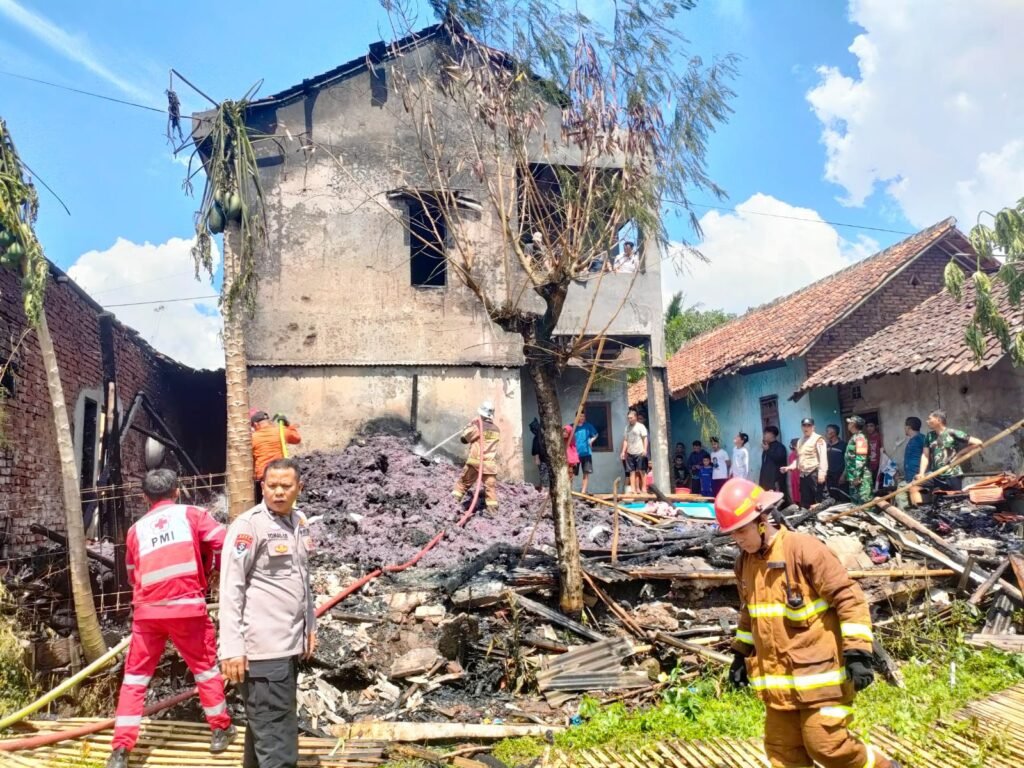 Gudang Produksi Surpet di Banyuresmi Ludes Terbakar, Kerugian Capai Rp100 Juta