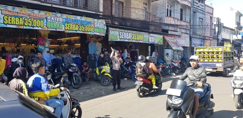 Pemantauan Situasi Arus Lalin, Dan Tempat Wisata Dalam rangka Ops Ketupat Lodaya 2026 di Wilkum Polsek Samarang