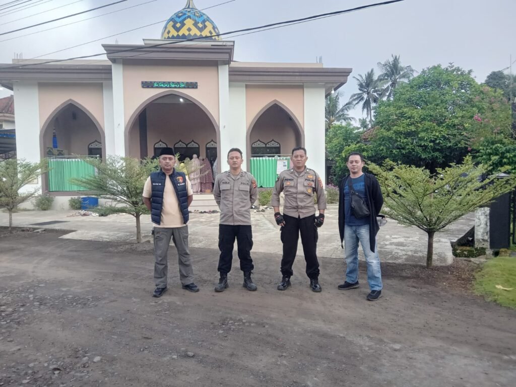 Polsek Lakbok Amankan Sholat Idul Fitri di Masjid Nurul Yaqin, Wujudkan Ibadah Aman dan Kondusif