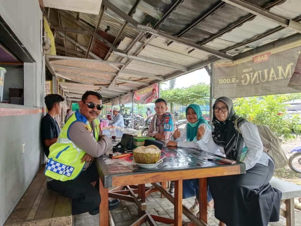 Polsek Lakbok Laksanakan Patroli Perbatasan, Pastikan Arus Lalu Lintas Tetap Lancar di Bendungan Manganti