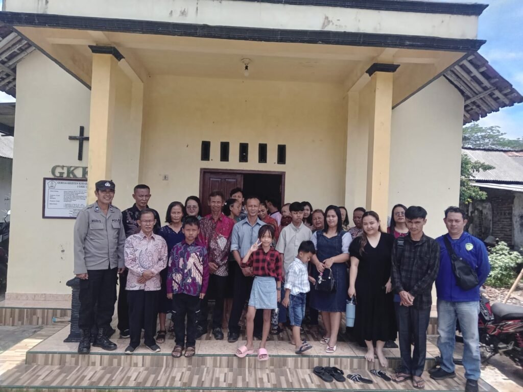 Polsek Lakbok Amankan Kebaktian Minggu di GKKI Cintaratu, Wujud Nyata Perlindungan dan Toleransi Beragama