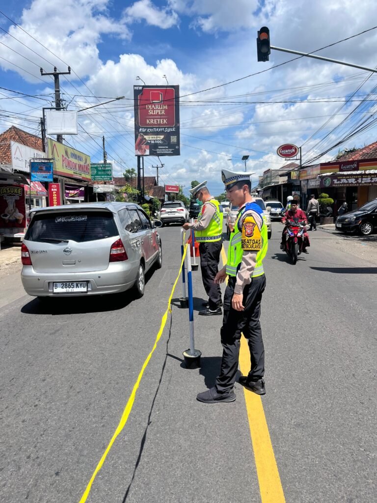 Satlantas Polres Ciamis Terapkan Rekayasa Lalu Lintas di Simpang Tiga Kujang, Antisipasi Kepadatan H+1 Lebaran