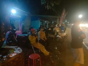 Mudik Lebaran 2026, Polsek Cipaku Siagakan Personel Di Jembatan Baily Cikalelo Lakukan Gatur