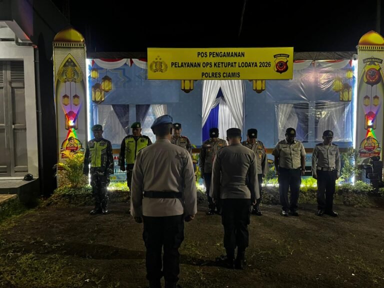 Polsek Kawali Gelar Apel Malam dan Pengawasan Pospam, Perkuat Kesiapan Ops Ketupat Lodaya 2026
