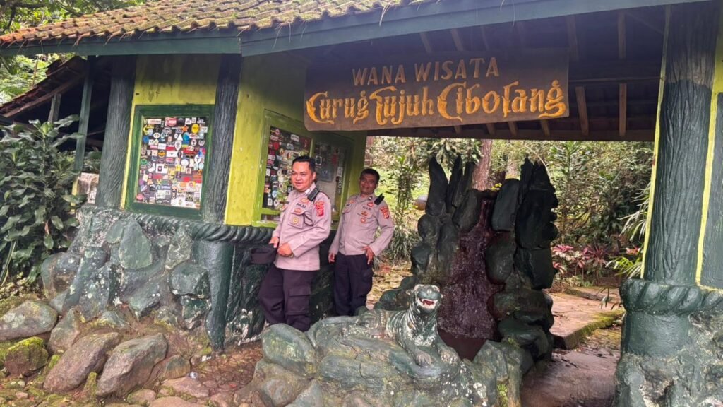 Libur Hari Raya Idul Fitri, Polsek Panjalu Pantau Aktivitas di Area Wisata Alam Curug Tujuh Cibolang
