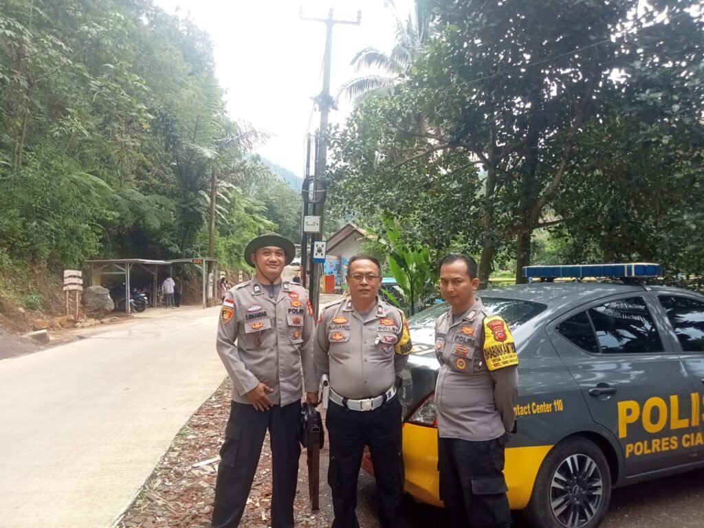 Polres Ciamis Aktif Amankan Destinasi Wisata, Monitoring Sungai Cireong Perkuat Kamtibmas Saat Libur Lebaran